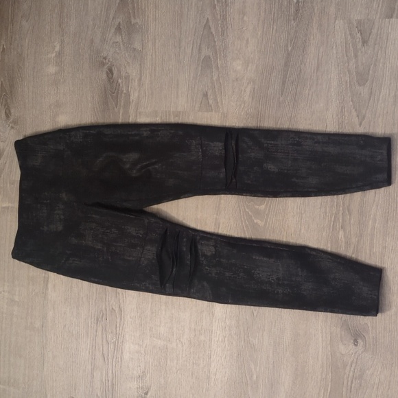 LYSSÉ Liquid Black Legging Shred Knee Size XS - Picture 1 of 7